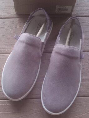 Spenco womens Saylor Elderberry size 8 wide shoes, new.